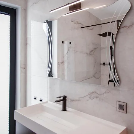 Dara And Todd Villa *