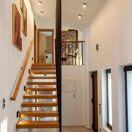 Villa Dara And Todd *